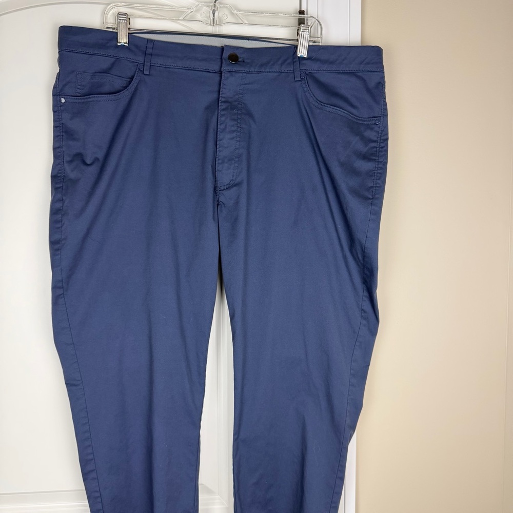 Greg Norman Men'sAttack Life Blue Golf Pants - Size 40/30 - NWOT